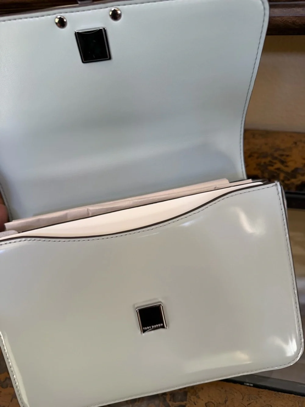 Tory Burch Britten Small Light Blue Glossy Patent Shoulder Bag - Picture 10 of 10